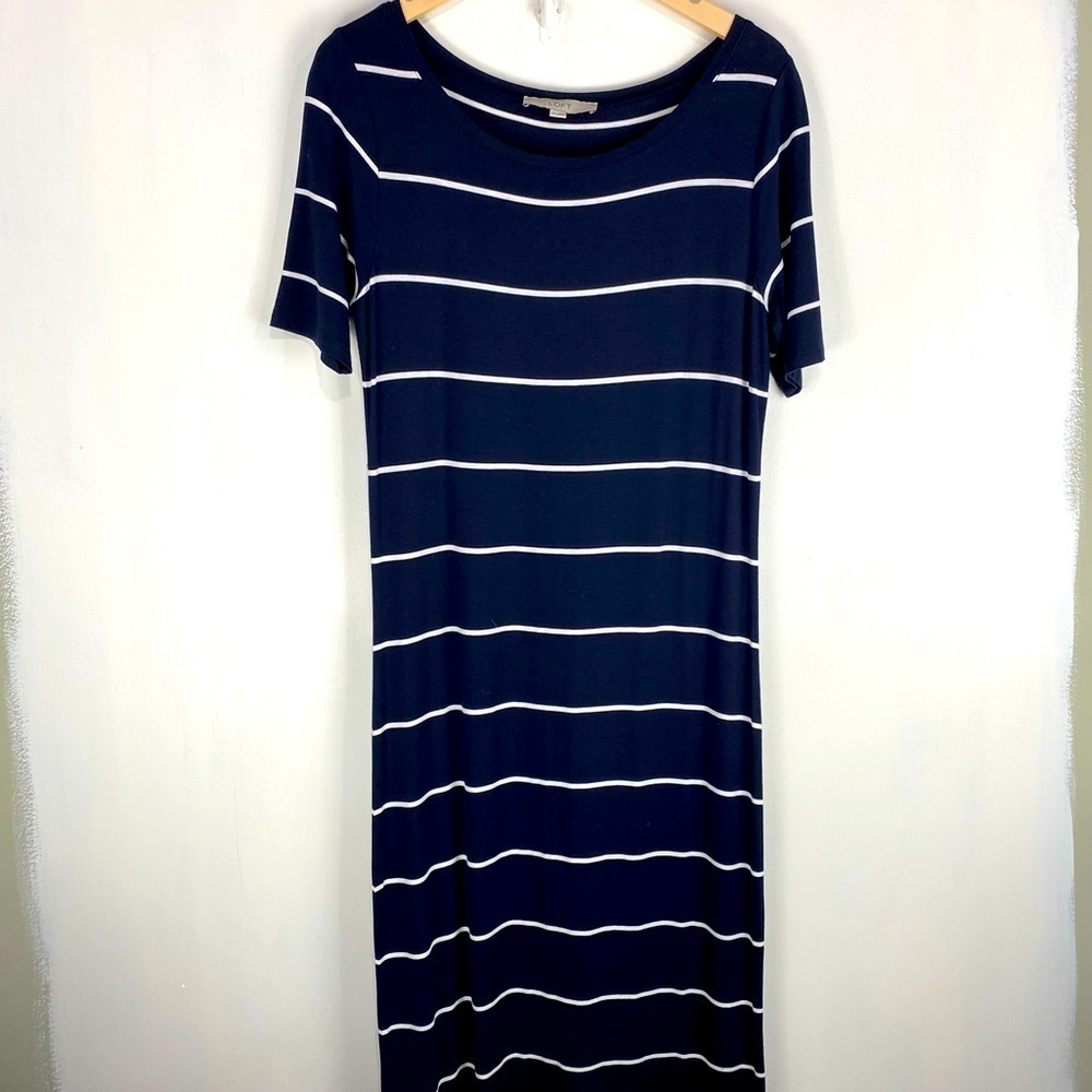 LOFT‎ Striped Soft Stretch Jersey Knit Maxi Dress Rayon Blend Navy Size Medium